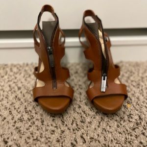 Jessica Simpson brown sandal